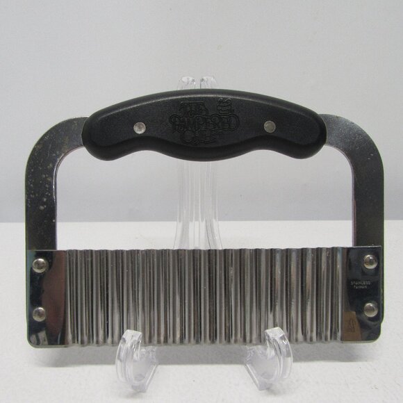Pampered Chef Garnishing Tool - Crinkle Cutter - Picture 1 of 1